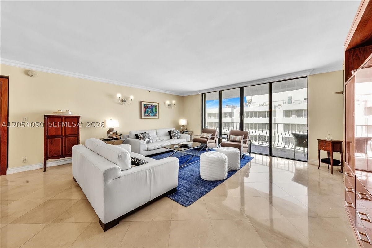 8877 Collins Ave Ph-2 Property Photo 6