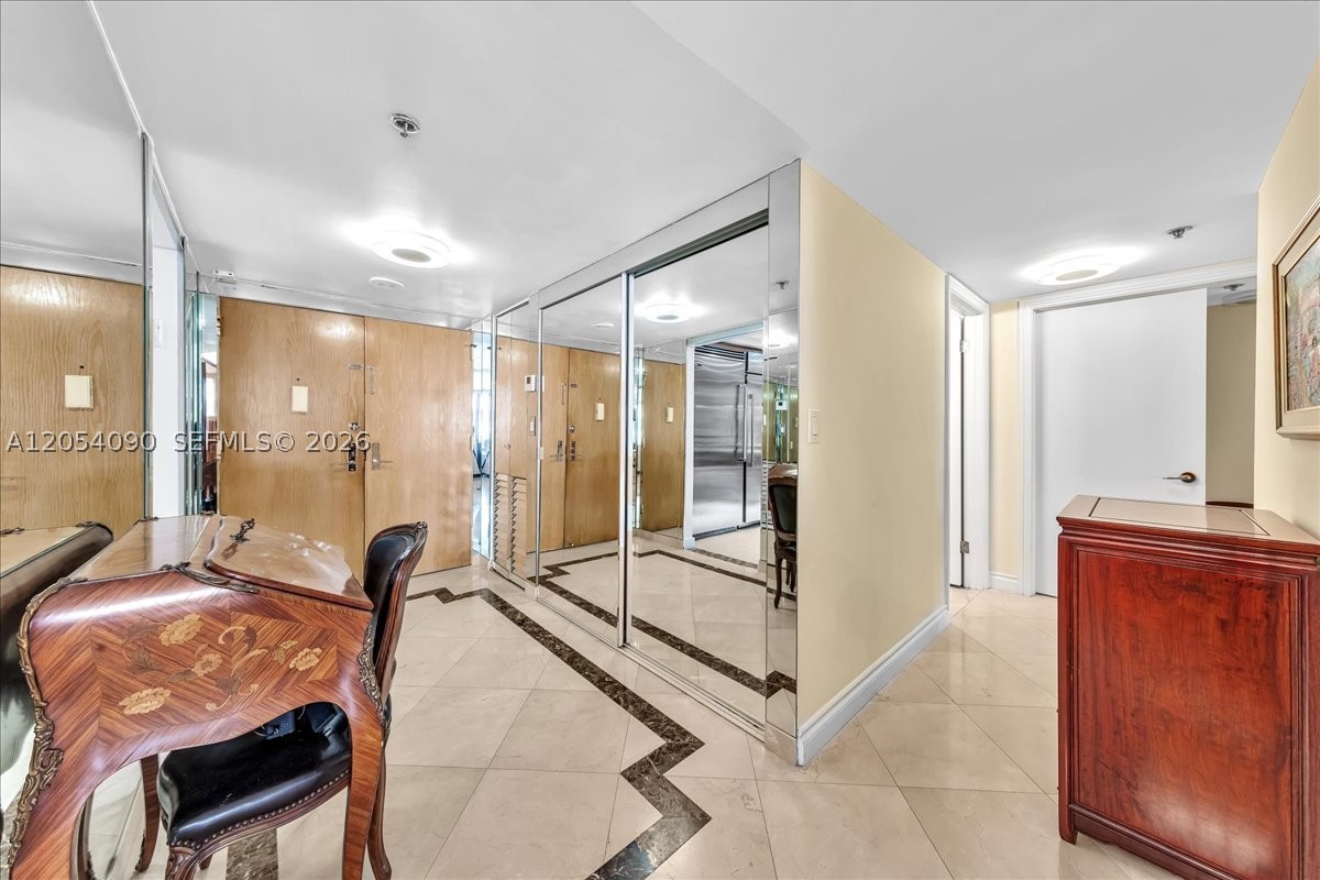 8877 Collins Ave Ph-2 Property Photo 26