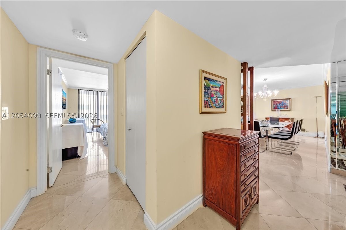 8877 Collins Ave Ph-2 Property Photo 27