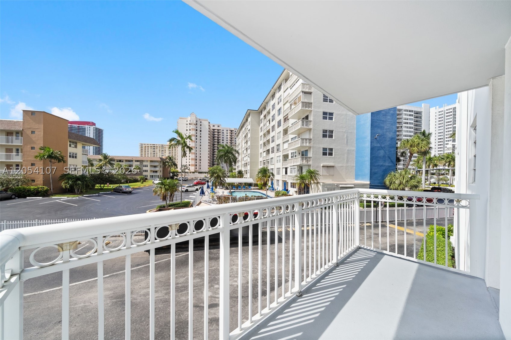 1913 S Ocean Dr 208 Property Photo 16