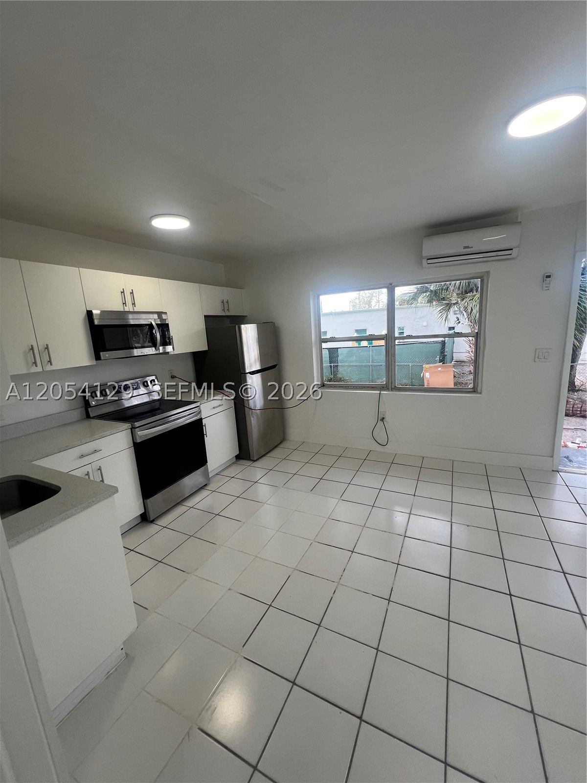 2560 Wilmington St 2 Property Photo 16