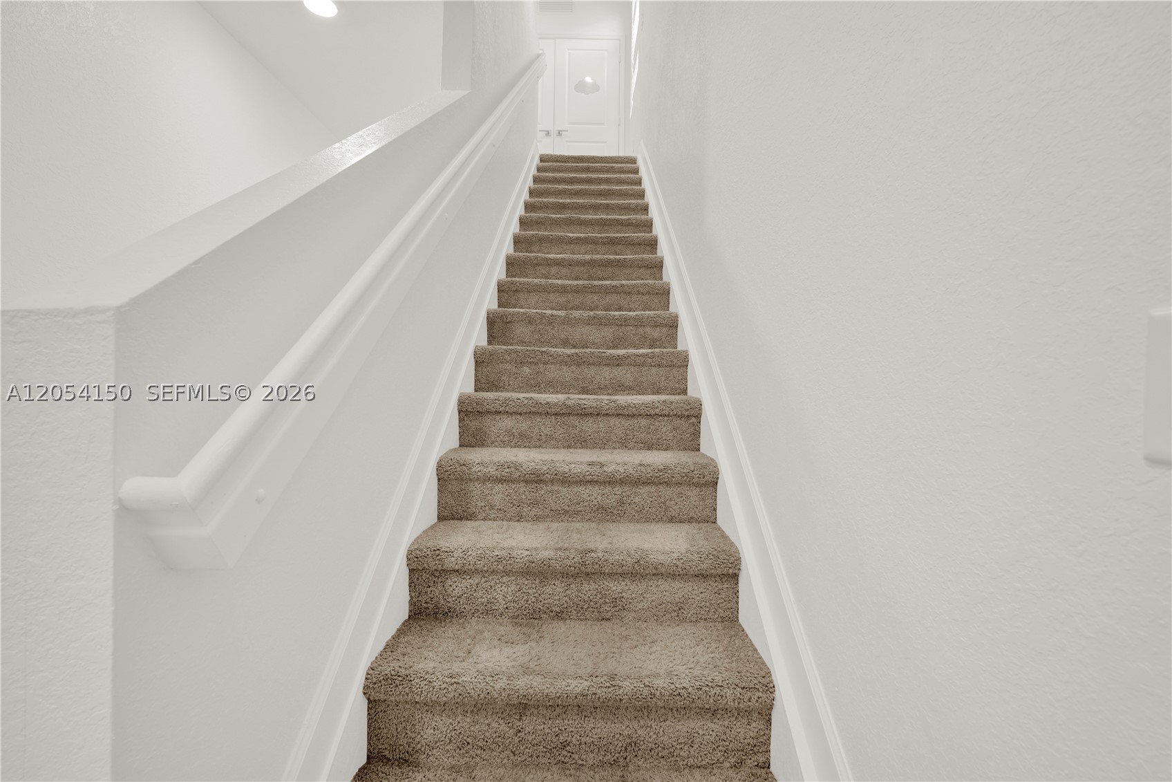 1161 Sw 8th Ave Property Photo 8