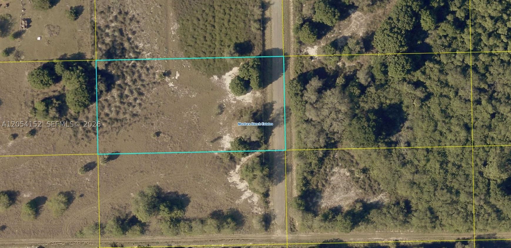 620 N Granja St Property Photo 2