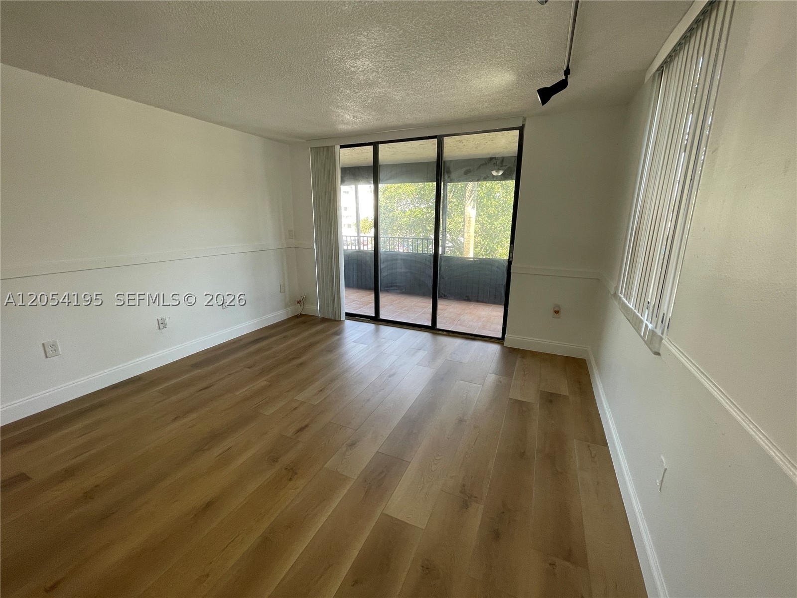 16220 Nw 2nd Ave 312 Property Photo 10