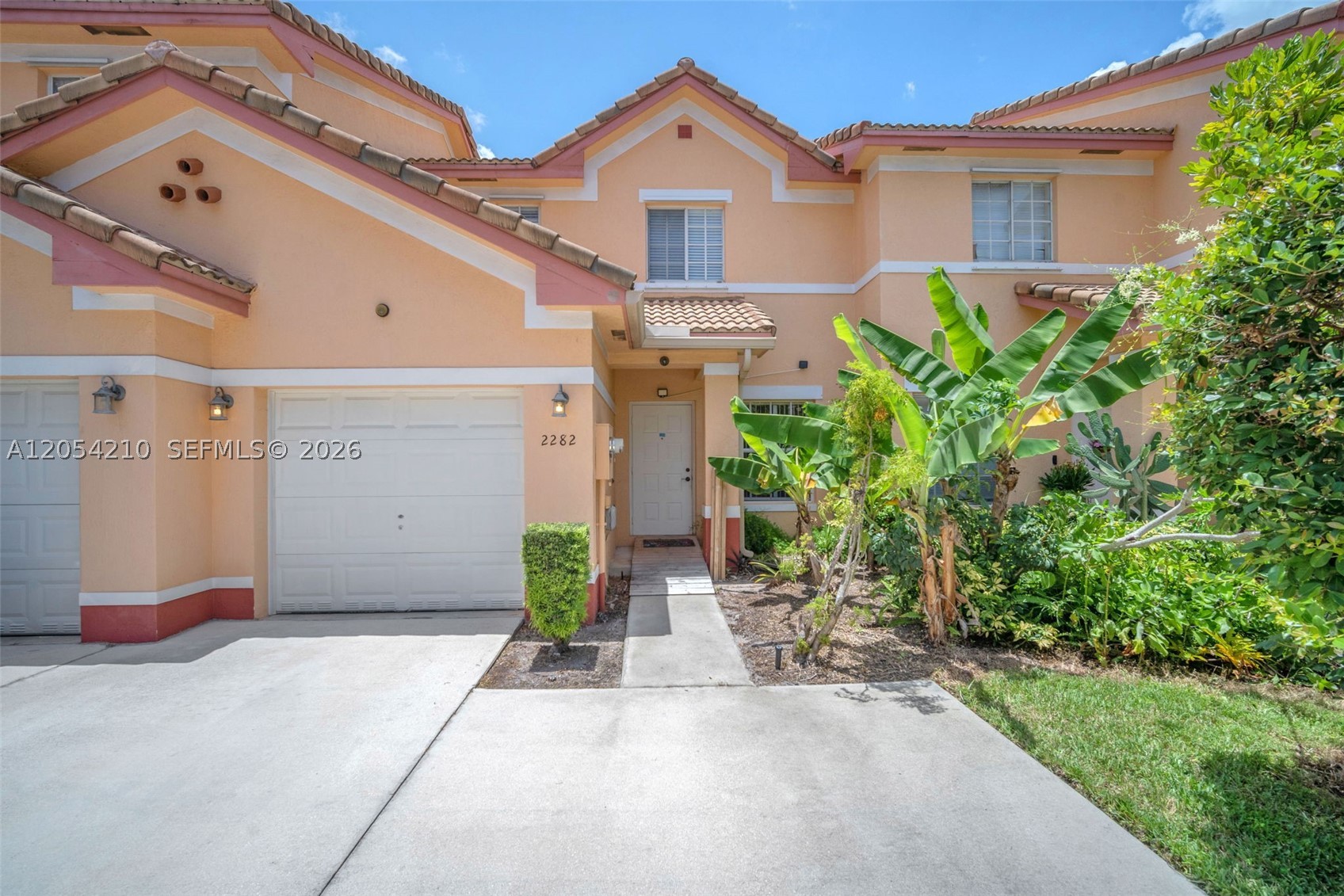2282 SW 87th Ter Property Photo 1