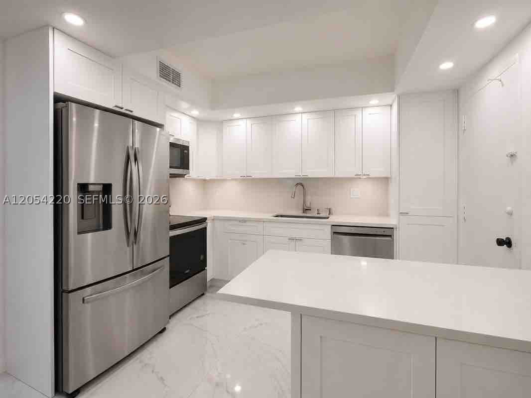 500 Bayview Dr 232 Property Photo 7