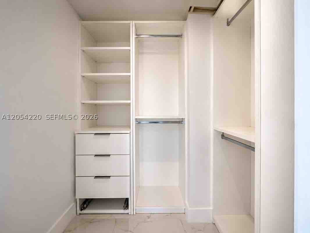 500 Bayview Dr 232 Property Photo 12