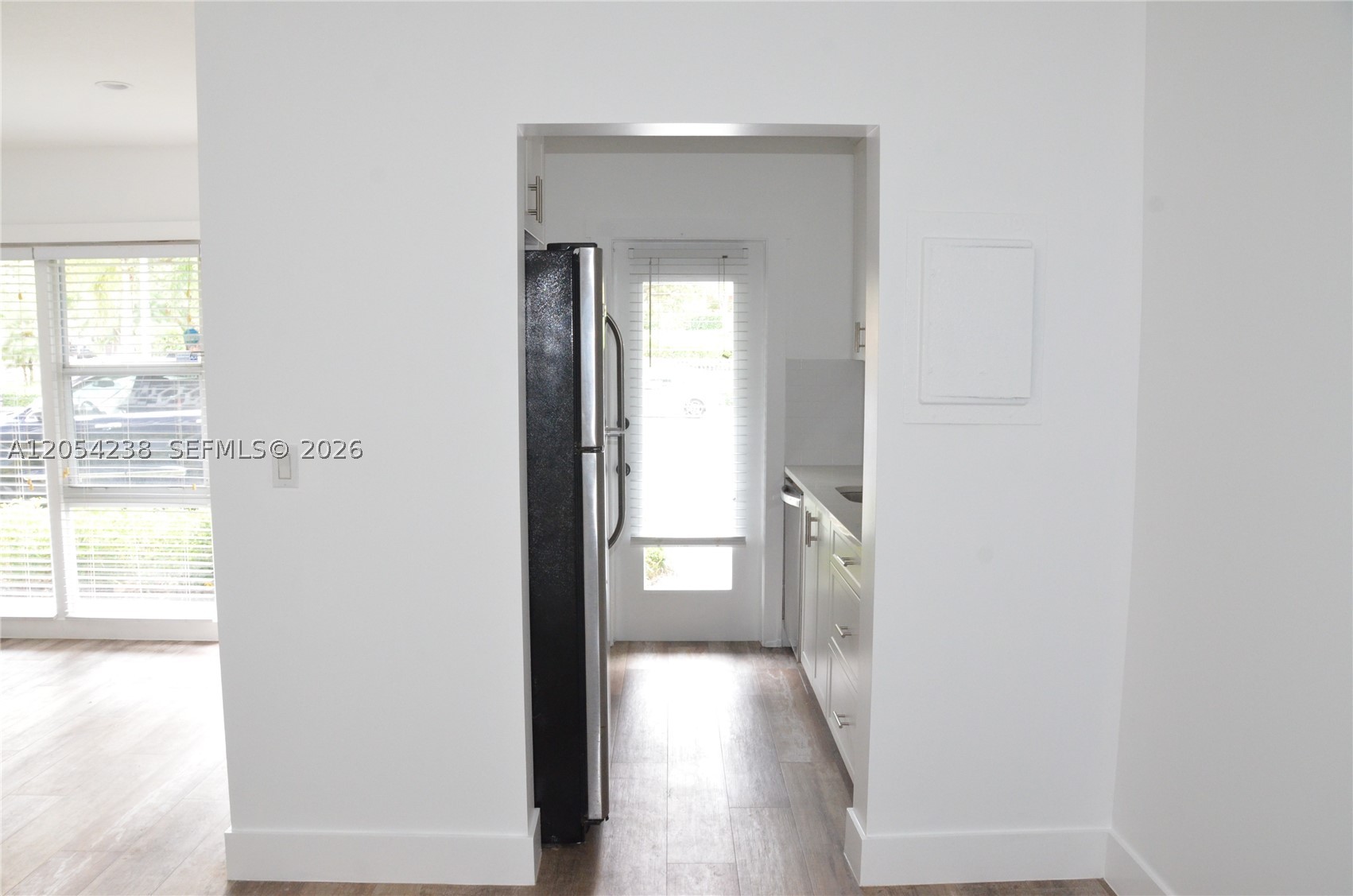 35 Edgewater Dr 104 Property Photo 6