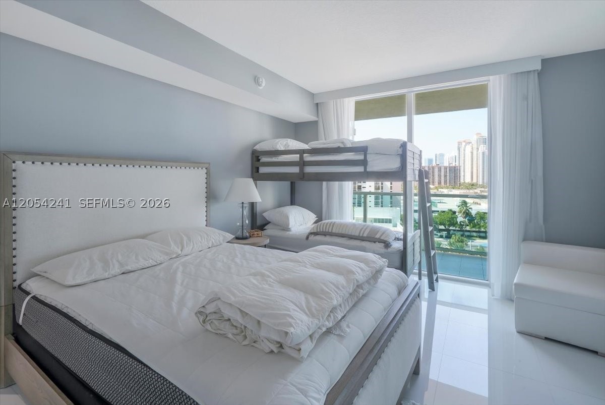 250 Sunny Isles Blvd 3-902 Property Photo 8
