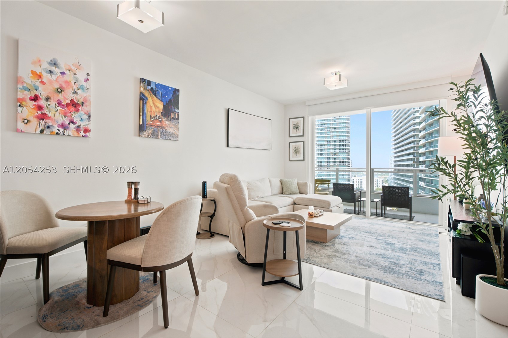1080 Brickell Ave 1607 Property Photo 2