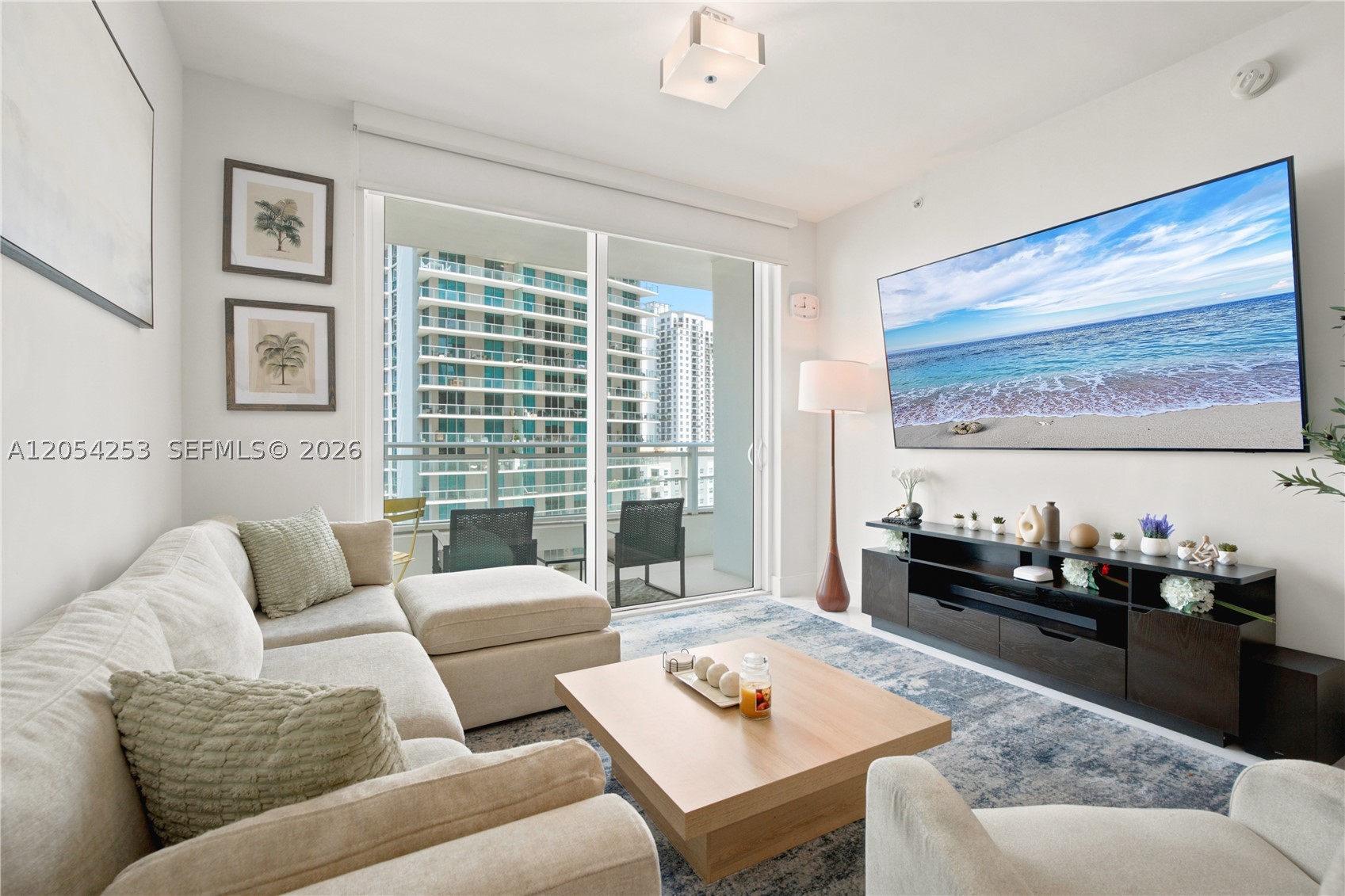 1080 Brickell Ave 1607 Property Photo 3