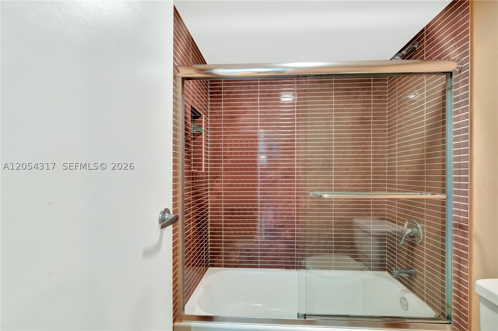 2625 Collins Ave 1609 Property Photo 13