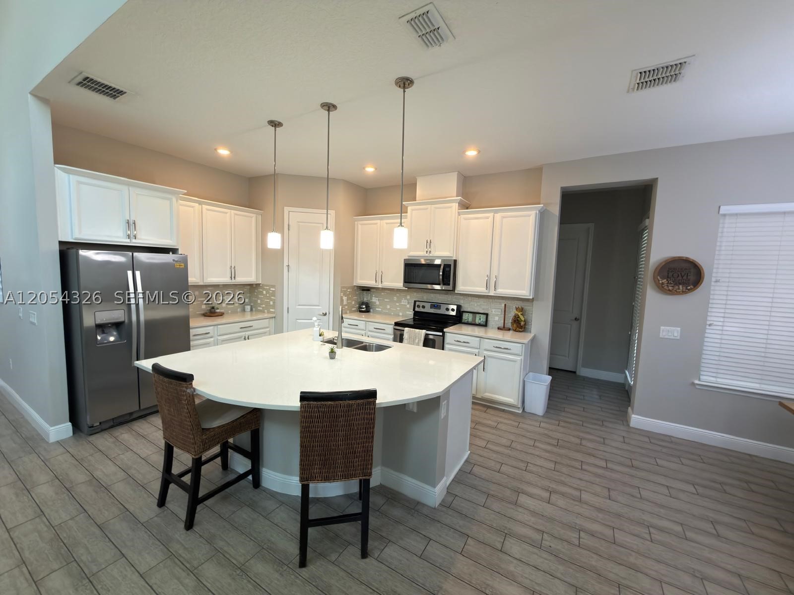 8713 Crescendo Property Photo 5