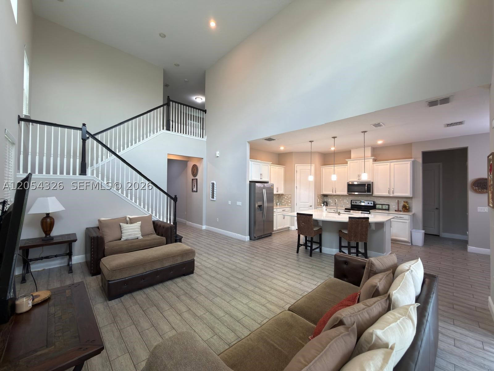 8713 Crescendo Property Photo 8