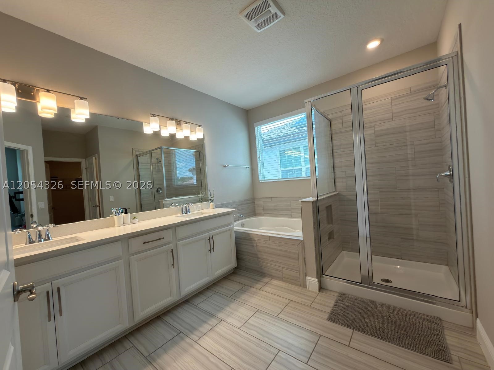 8713 Crescendo Property Photo 14