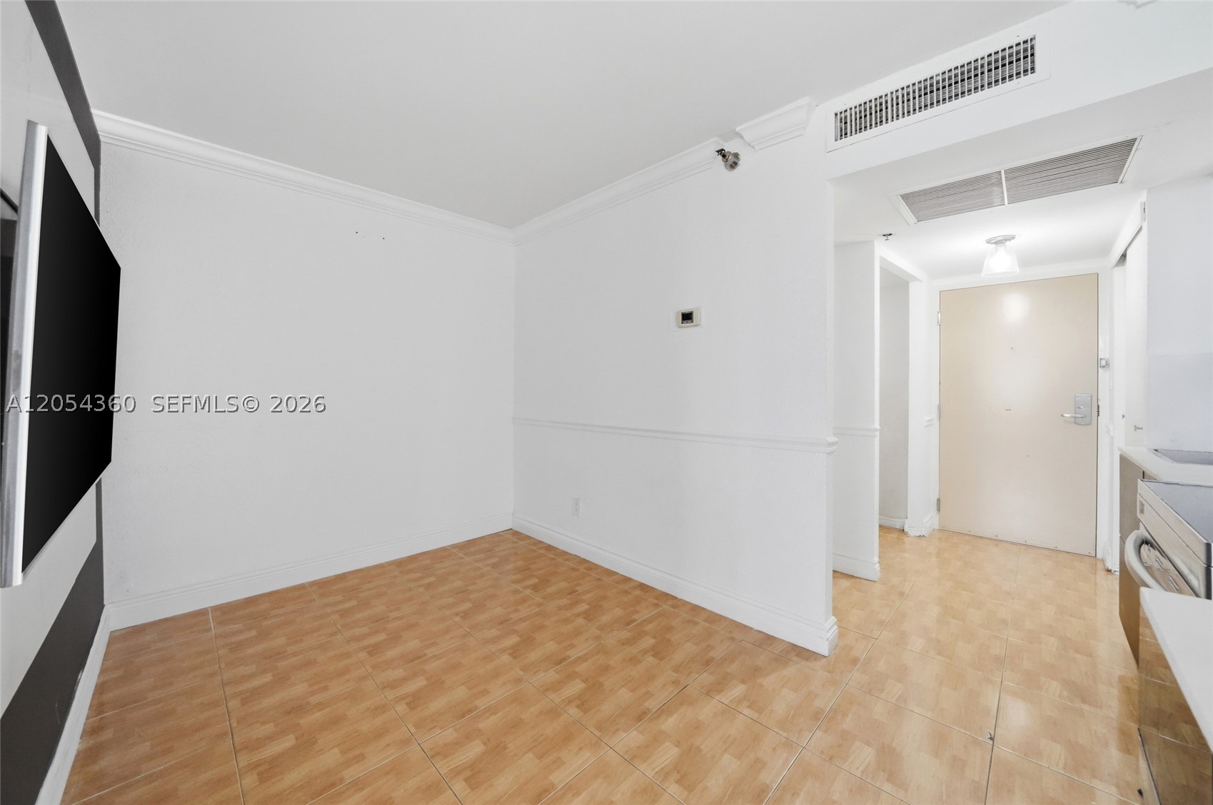 19201 Collins Ave 341 Property Photo 19