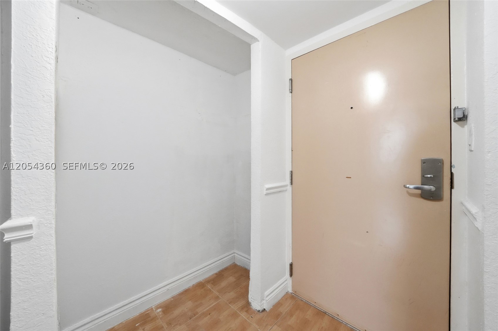 19201 Collins Ave 341 Property Photo 26