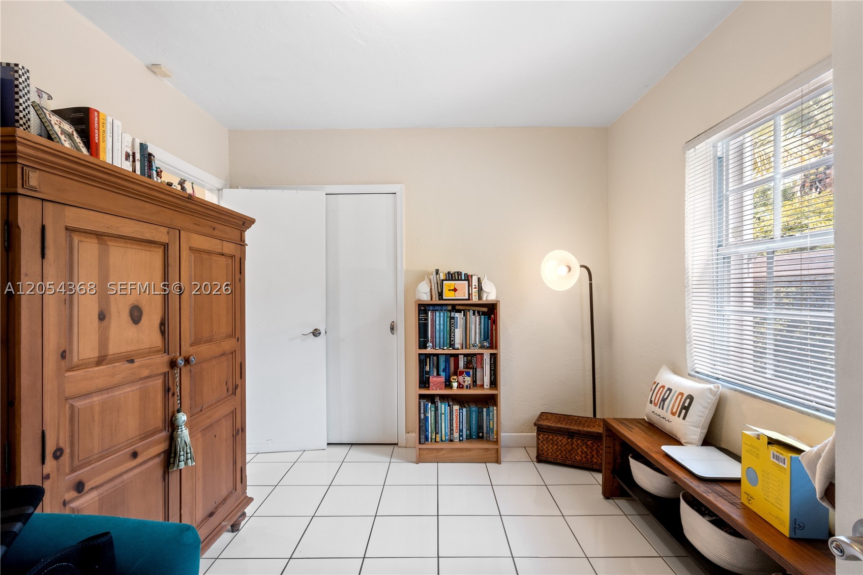 3640 Sw 16th St Property Photo 17
