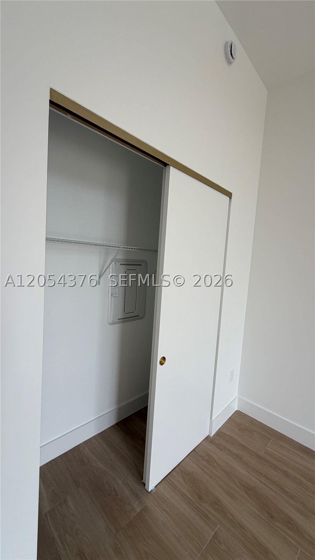 90 Ne 32nd Ave. Ph17 Property Photo 25