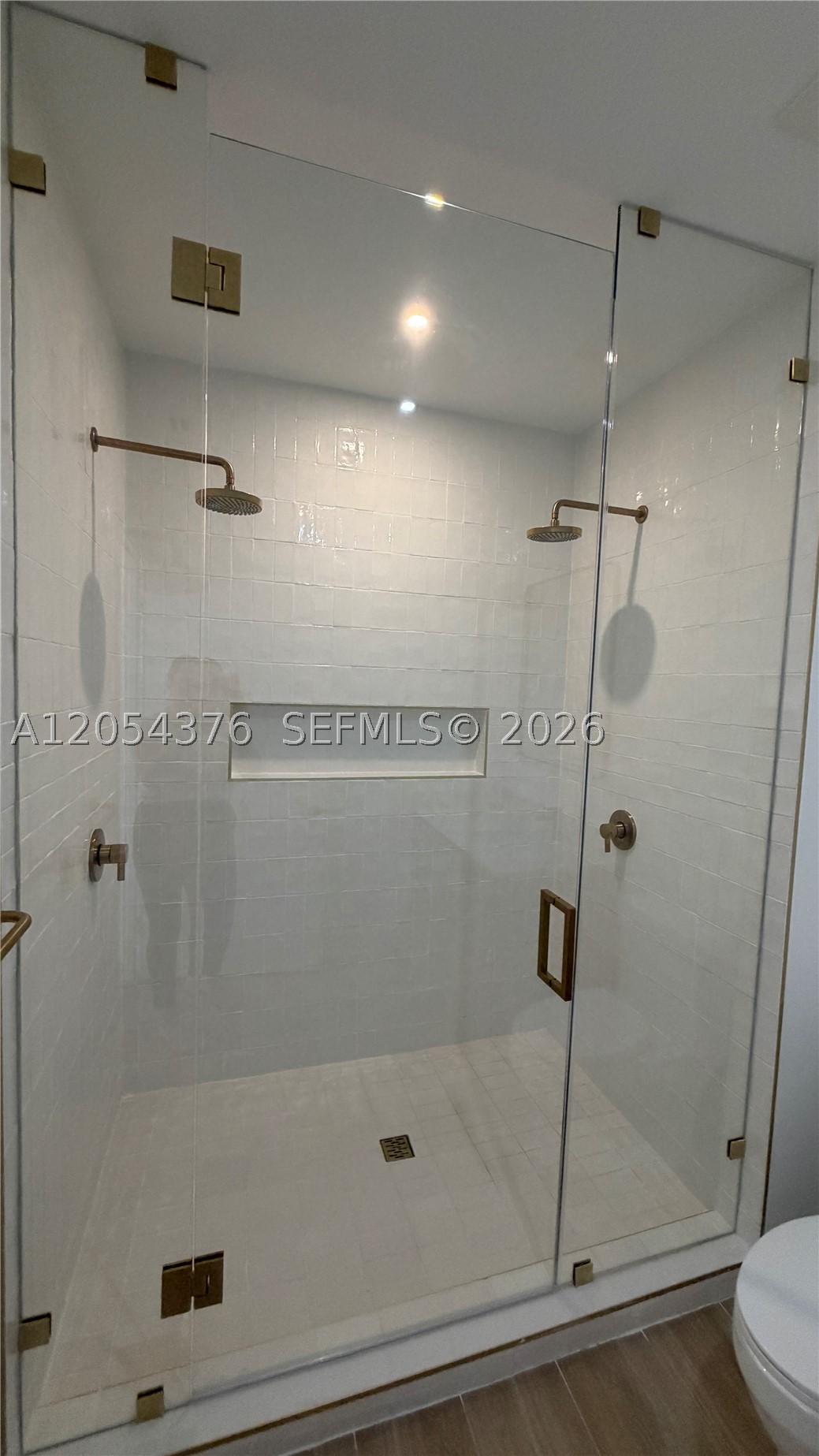 90 Ne 32nd Ave. Ph17 Property Photo 28