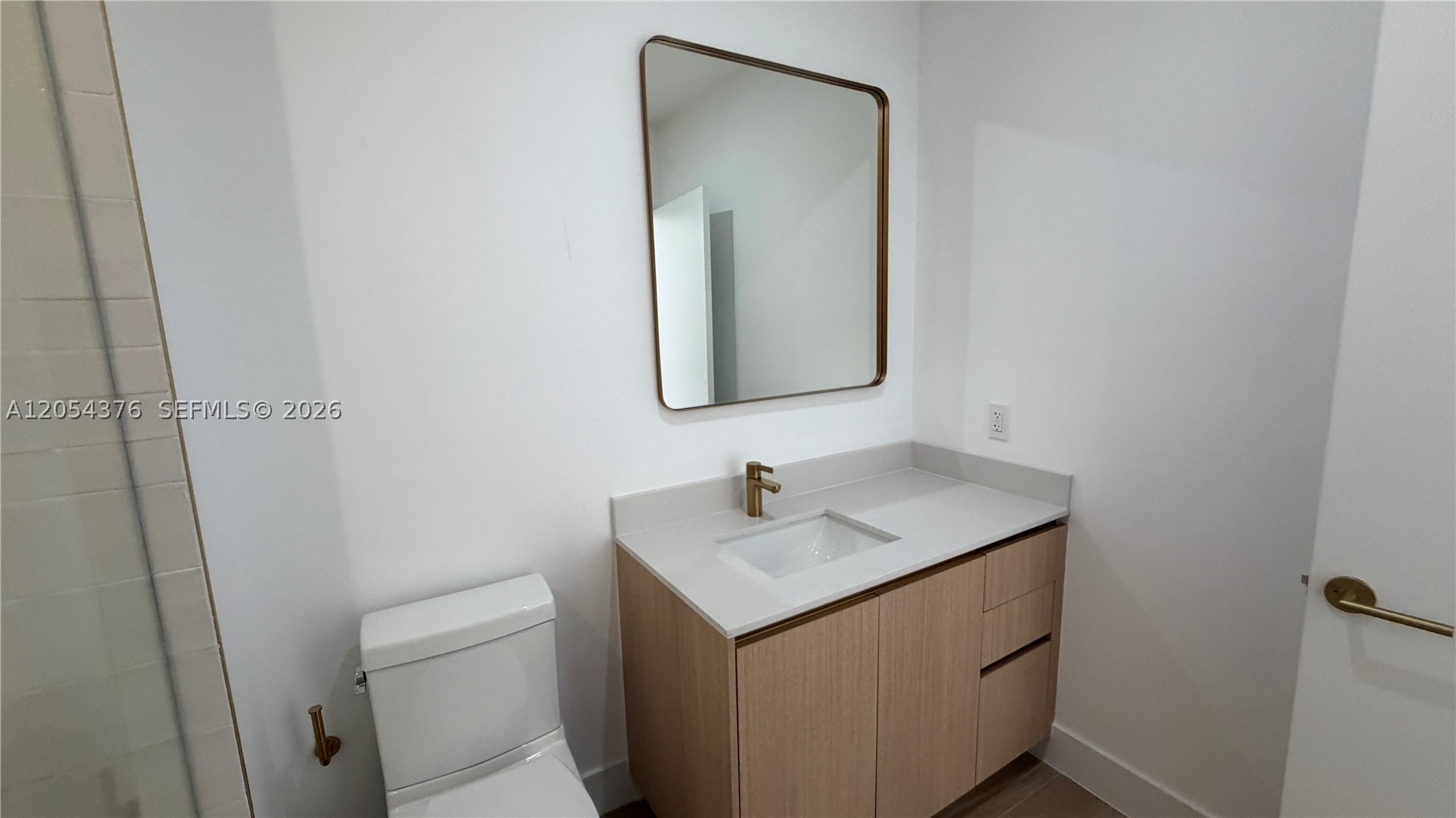 90 Ne 32nd Ave. Ph17 Property Photo 29