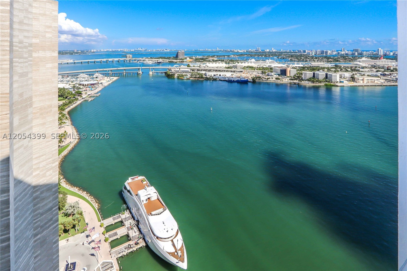 335 S Biscayne Blvd 3510 Property Photo 1