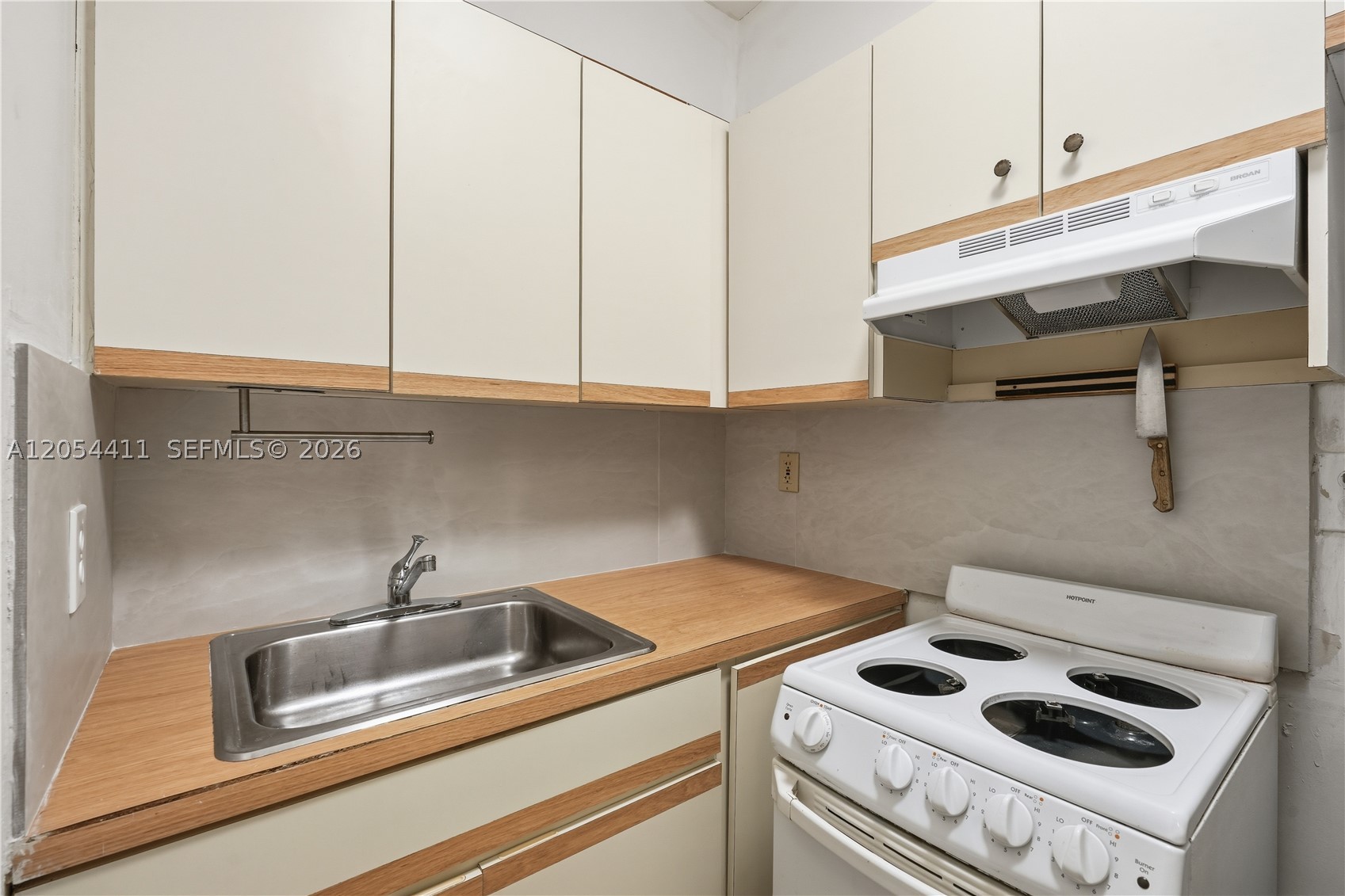 3409 S Le Jeune Rd 11 Property Photo 10