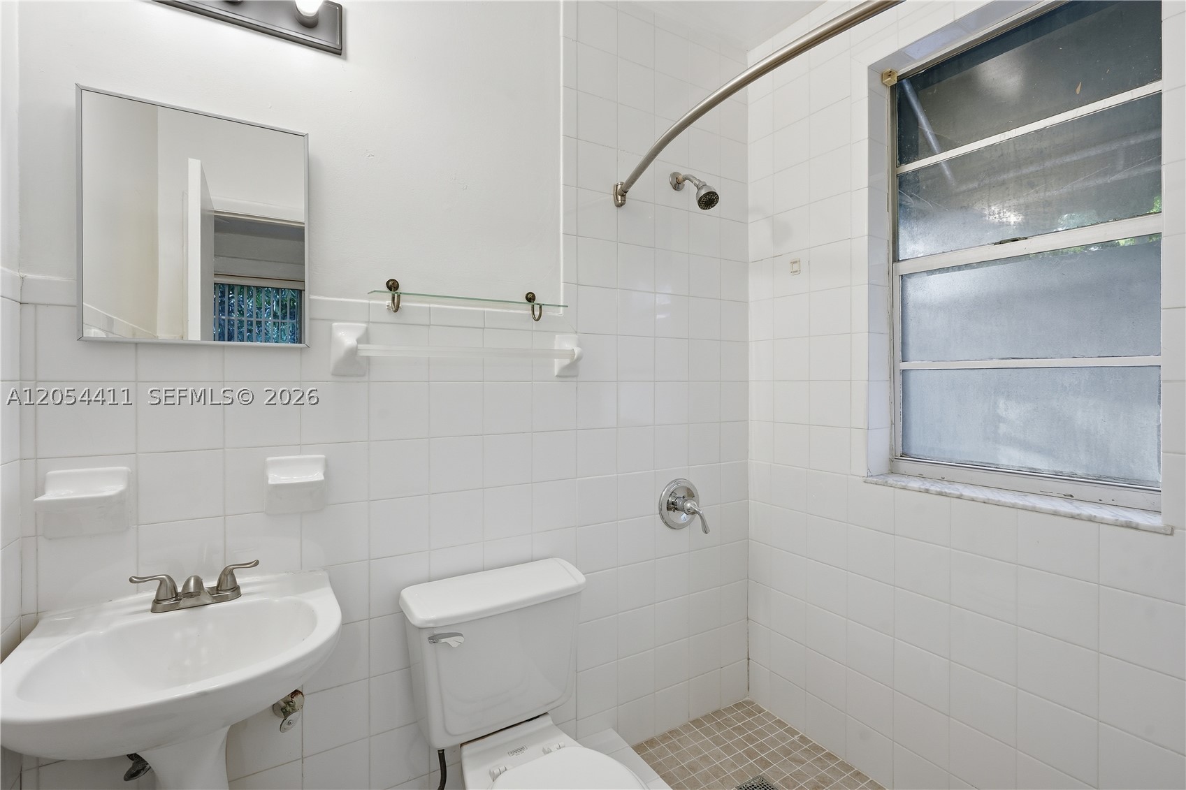 3409 S Le Jeune Rd 11 Property Photo 17