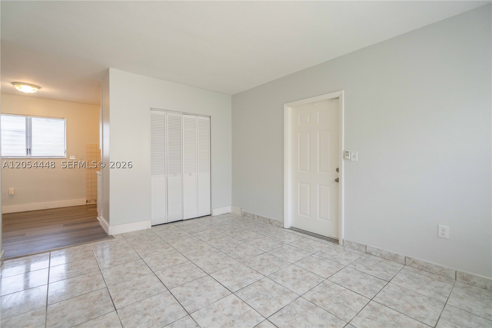 1190 71st St 6 Property Photo 5