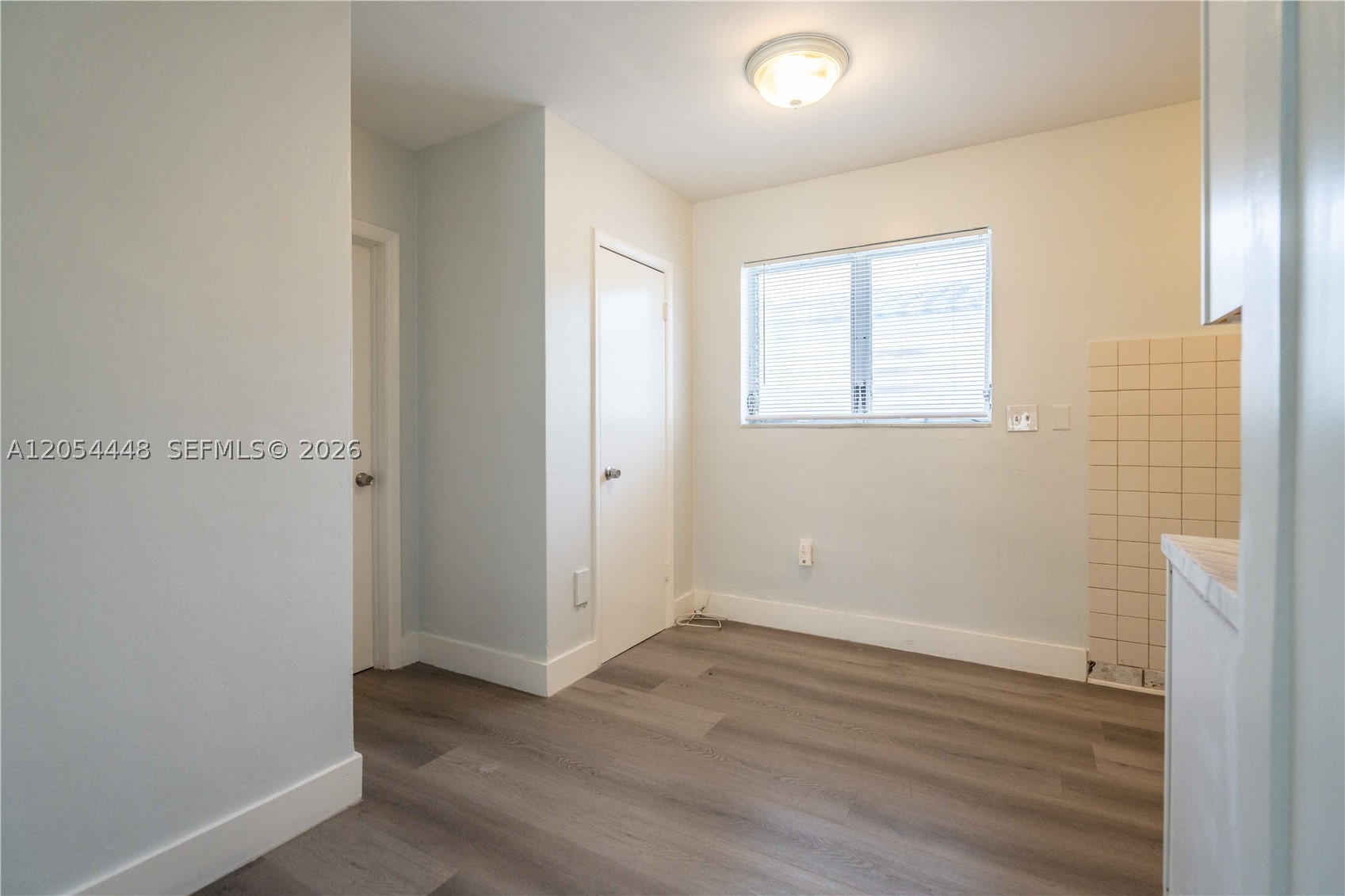 1190 71st St 6 Property Photo 6
