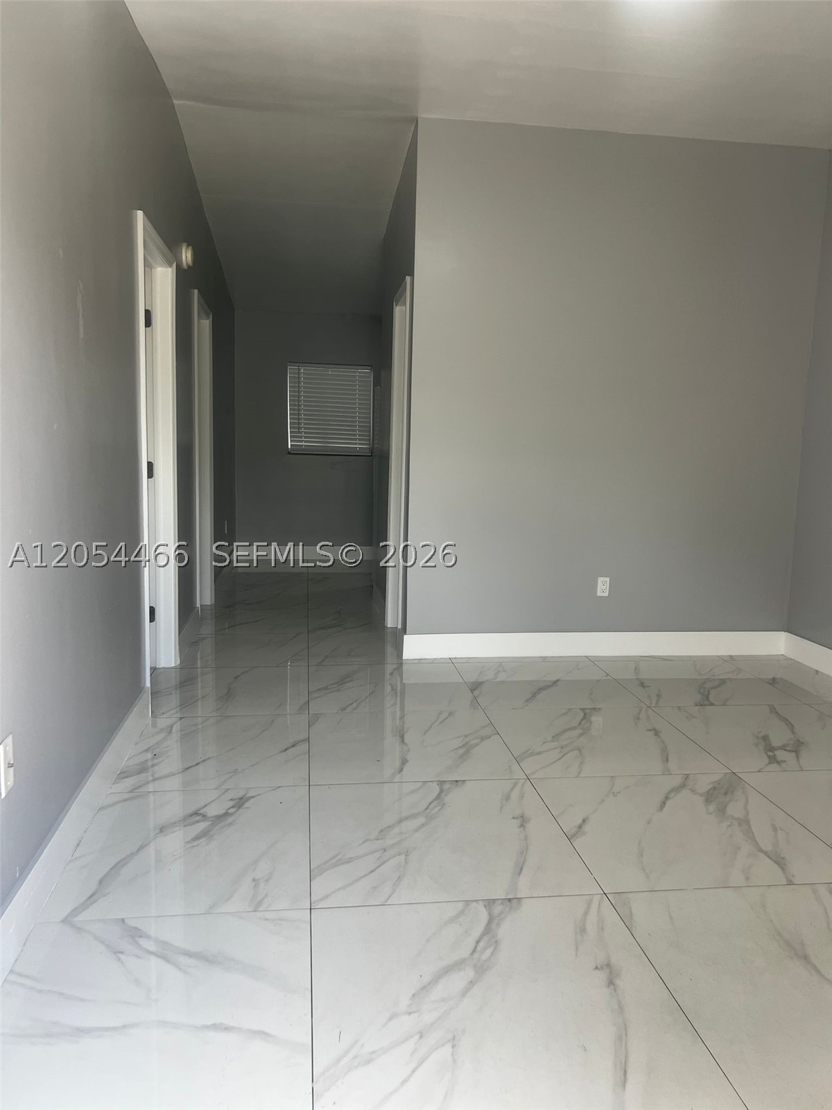 2081 Nw 30th St 3 Property Photo 8