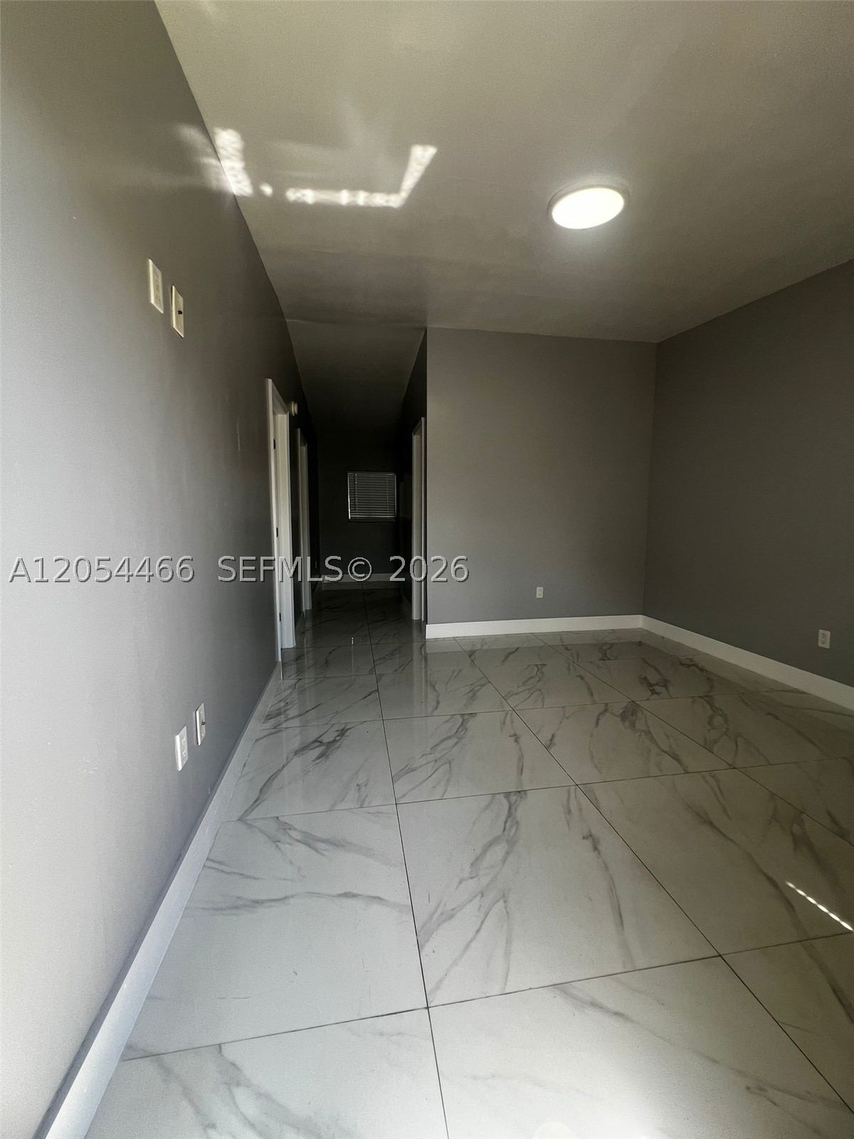 2081 Nw 30th St 3 Property Photo 10