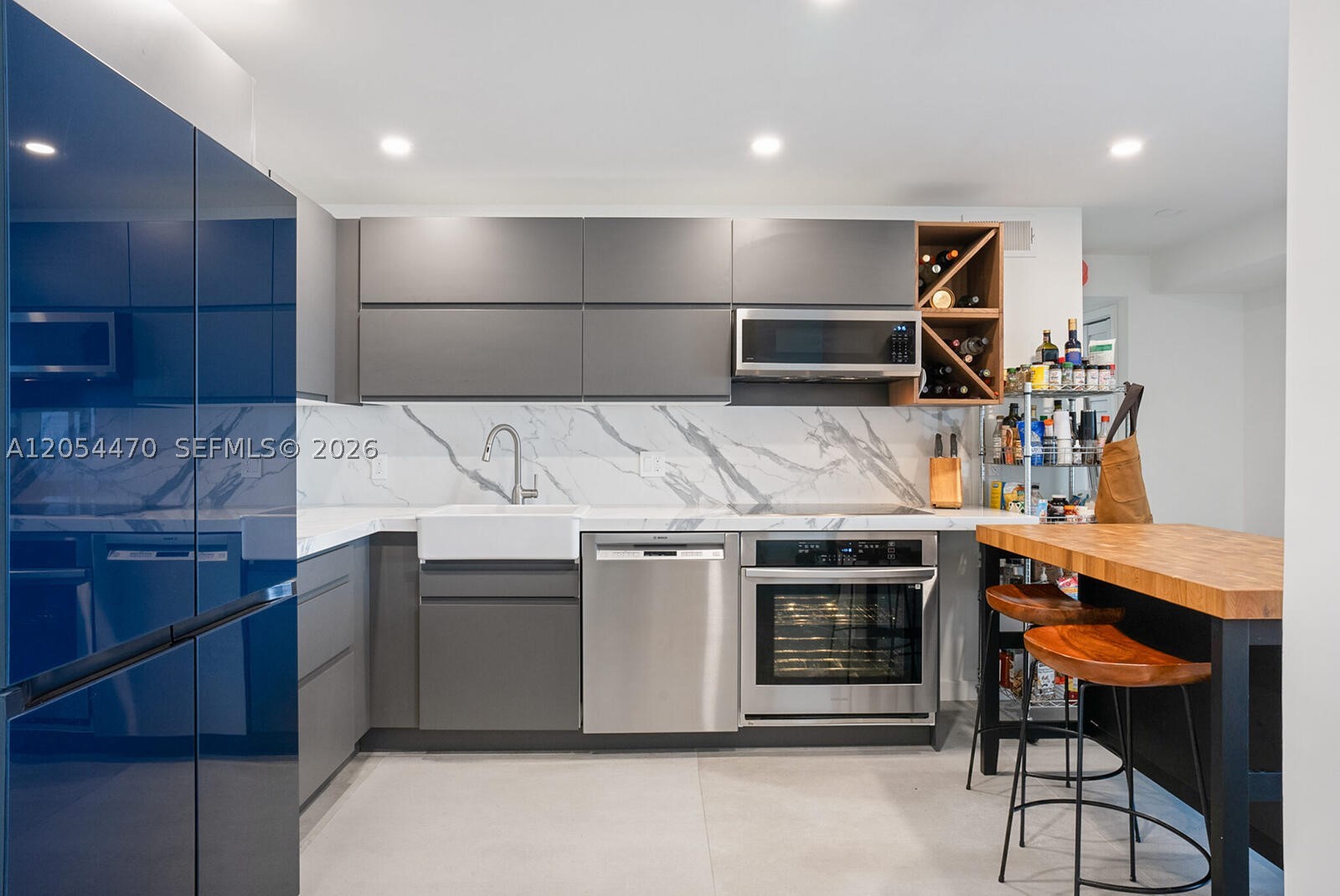 100 Bayview Dr 2125 Property Photo 12