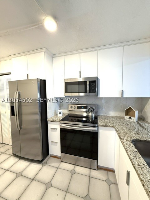871 Ne 207th Ter 4-102 Property Photo 19