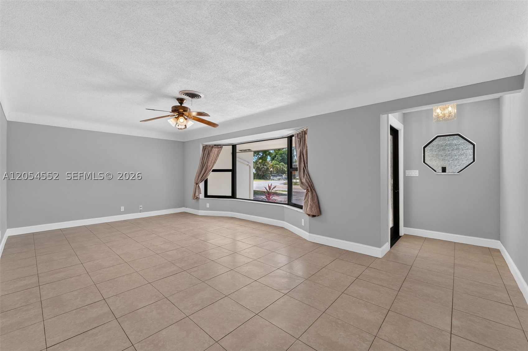 1109 Se 10th St Property Photo 11