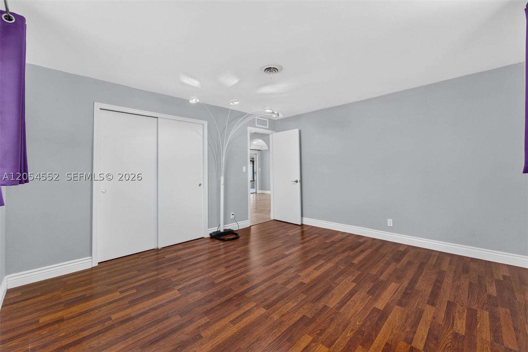 1109 Se 10th St Property Photo 15