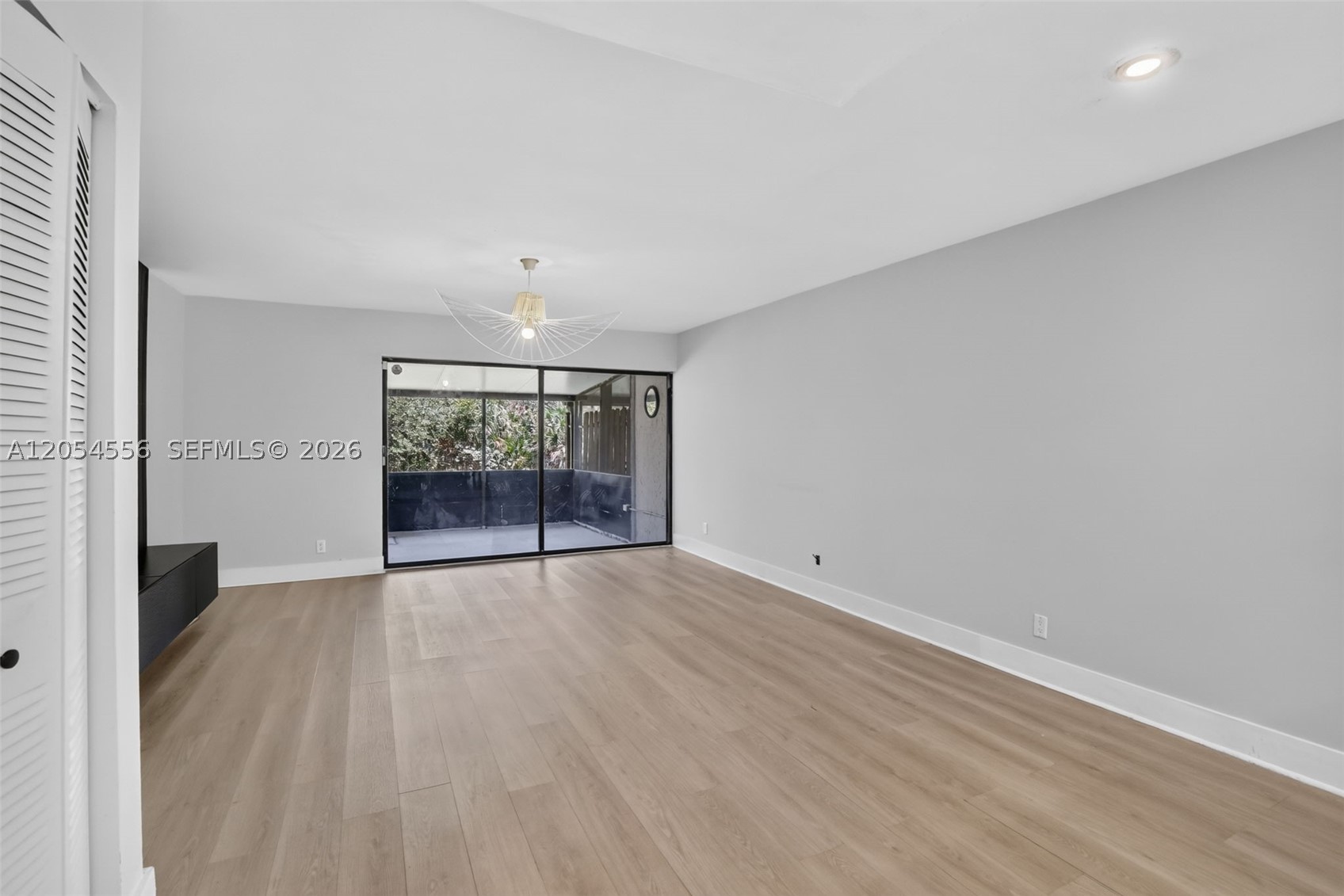 4070 Sierra Ter Property Photo 11