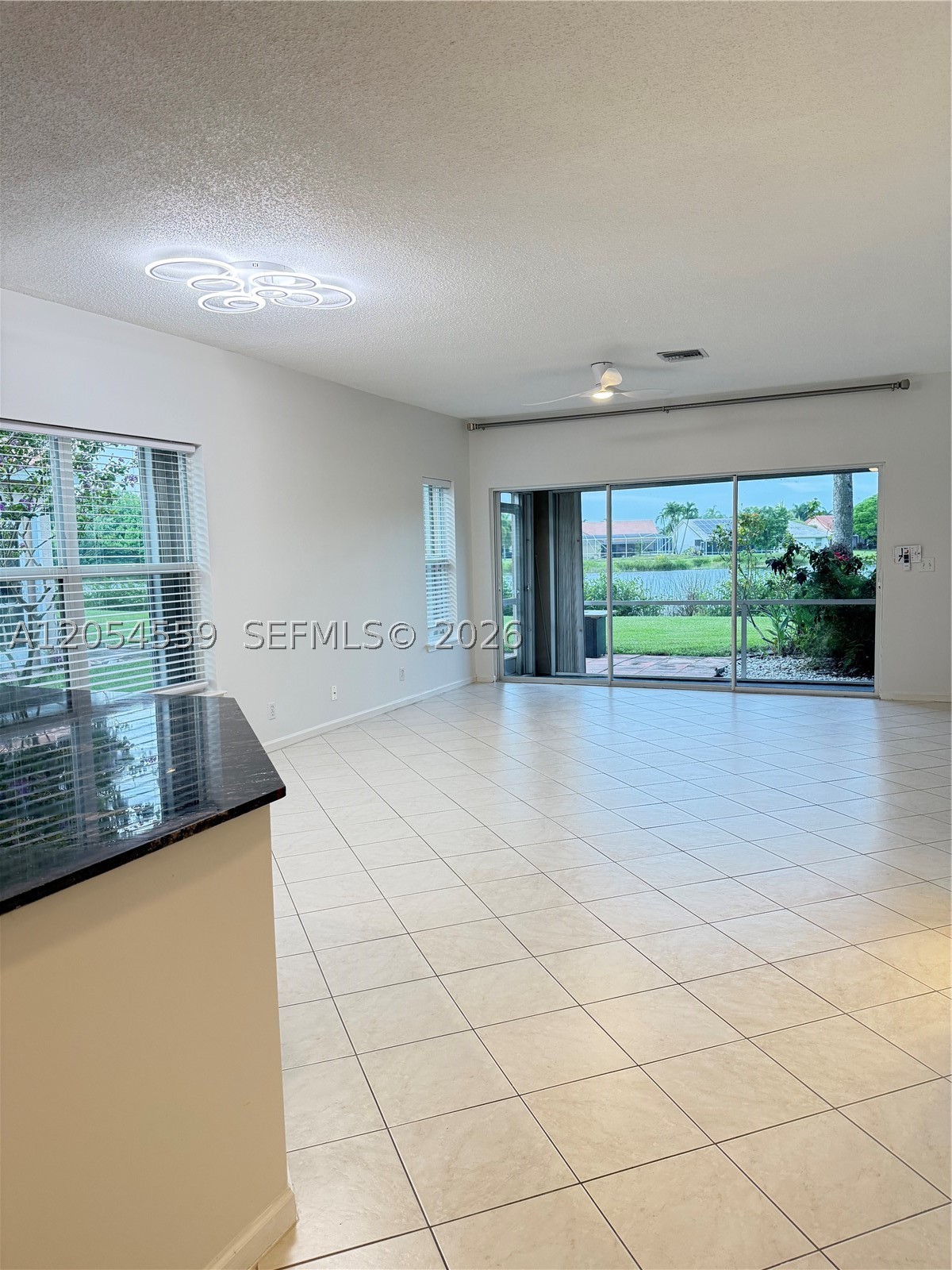 7337 Smithbrooke Dr Property Photo 11
