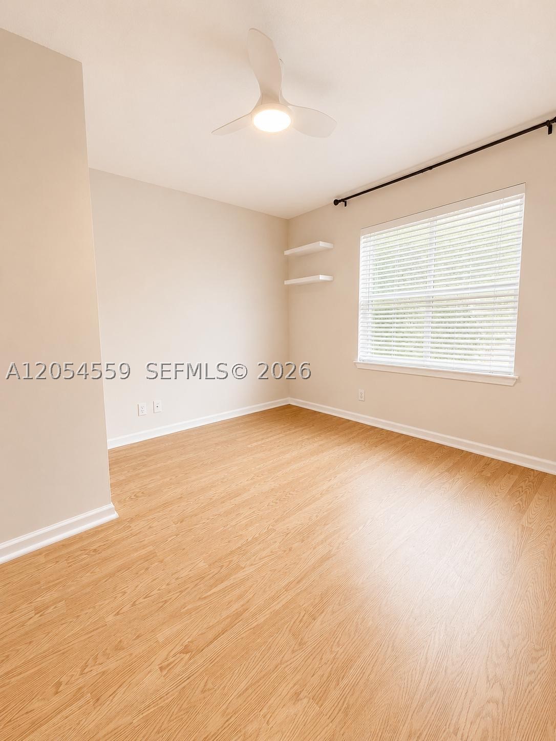 7337 Smithbrooke Dr Property Photo 13