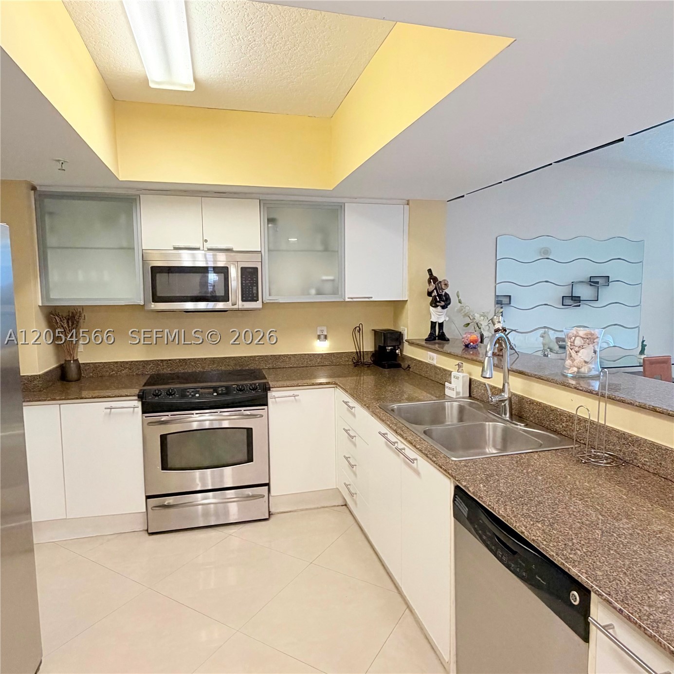 16699 Collins Ave 1410 Property Photo 8