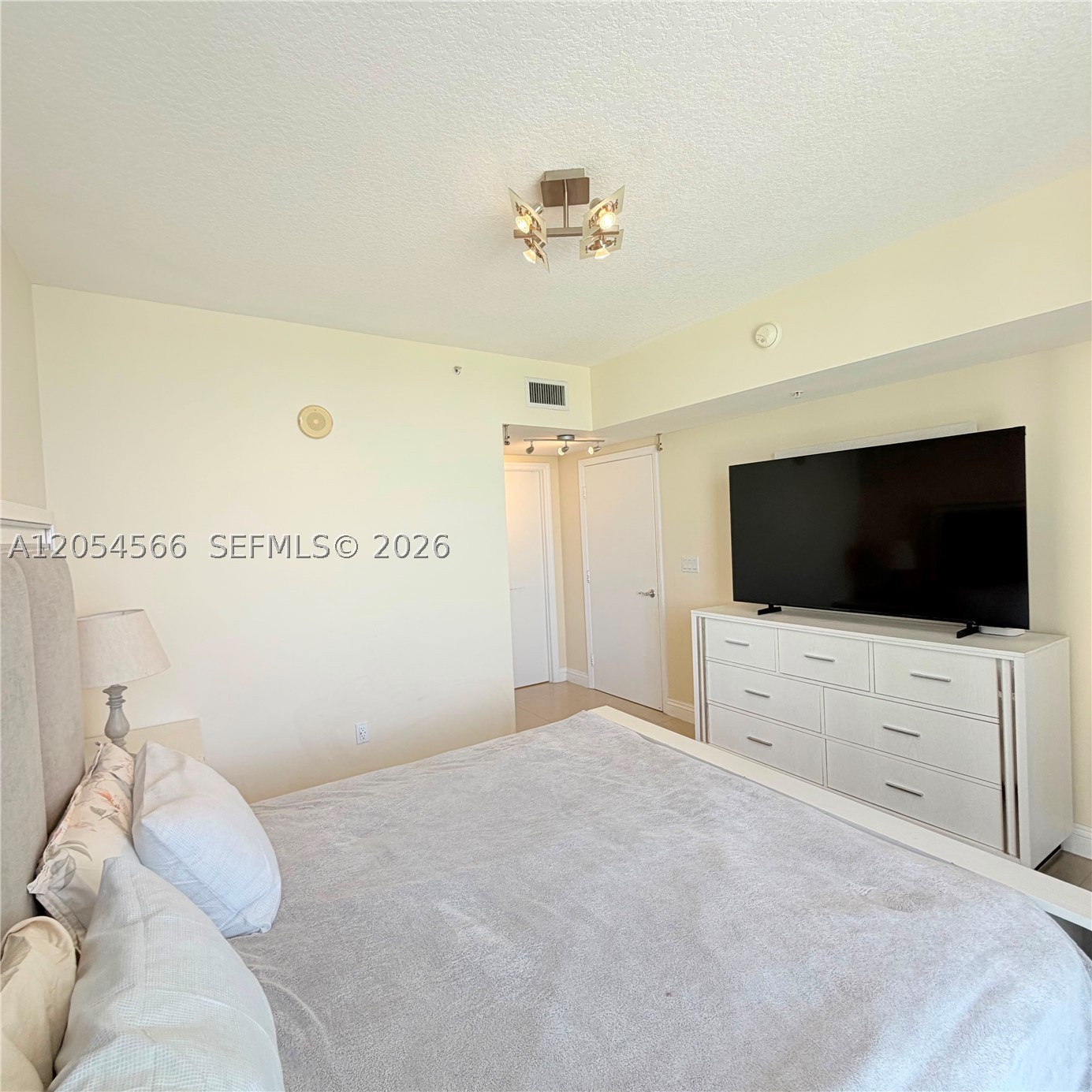 16699 Collins Ave 1410 Property Photo 23