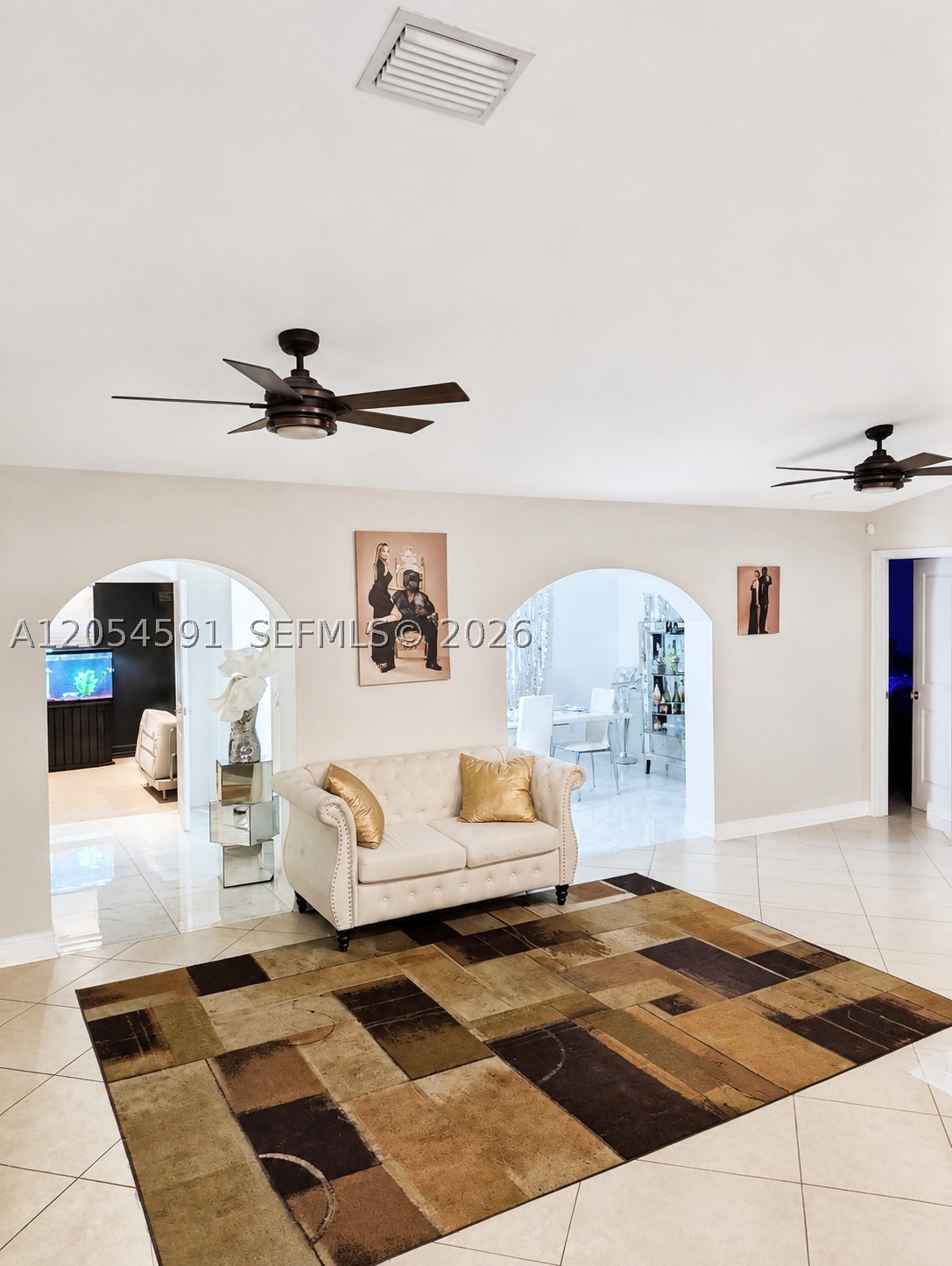 4856 Archie Ln Property Photo 2