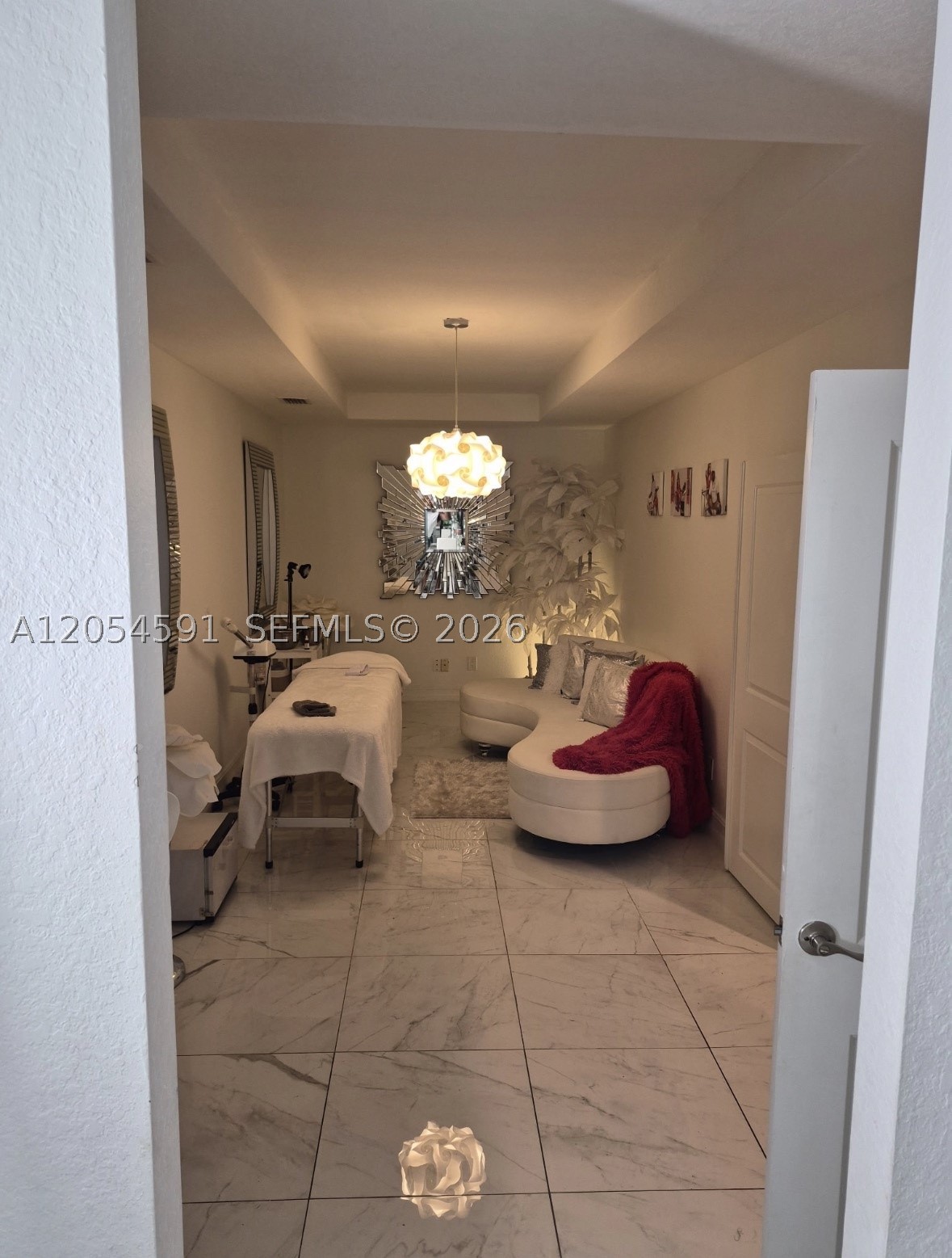 4856 Archie Ln Property Photo 3