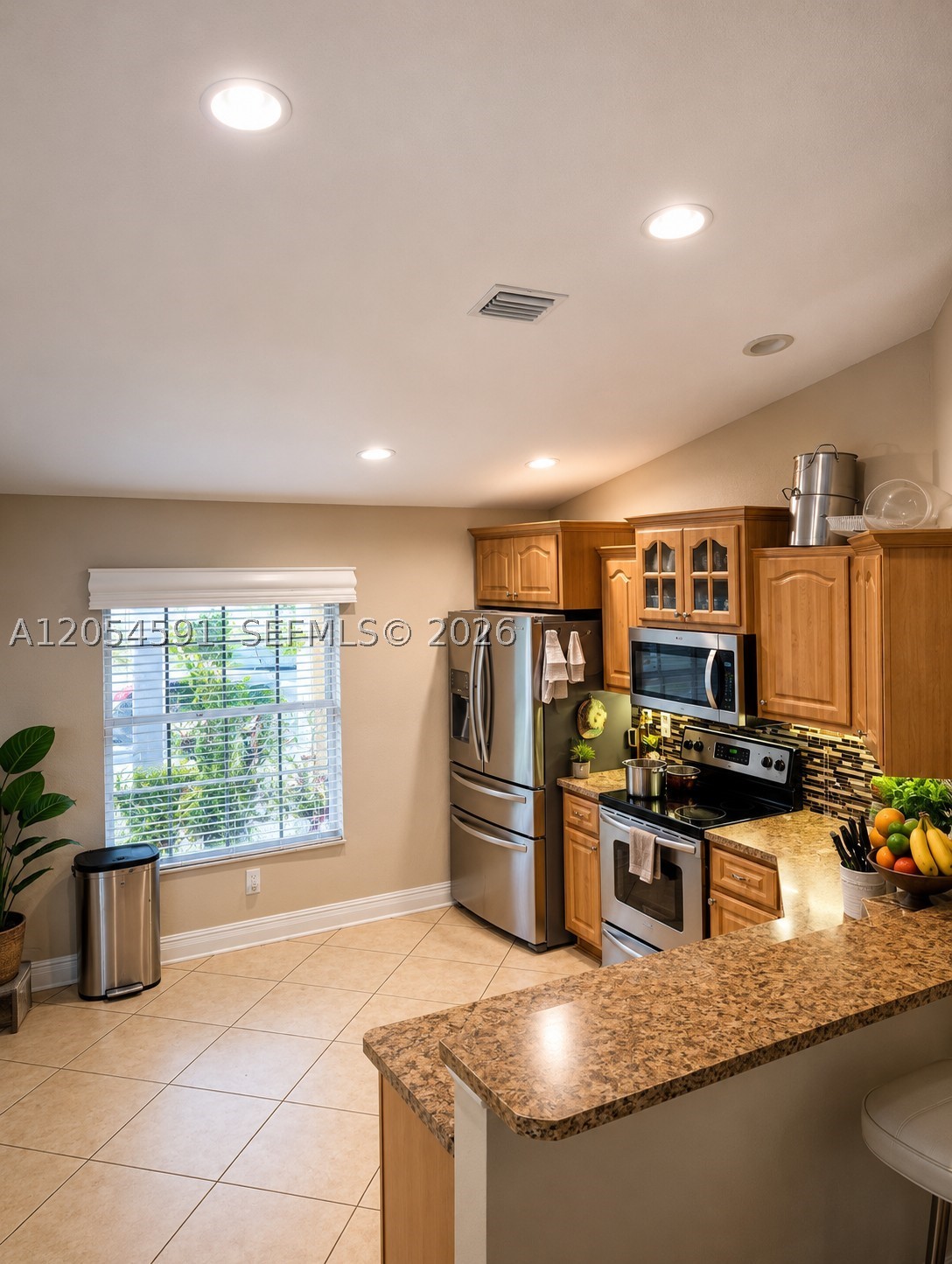 4856 Archie Ln Property Photo 4