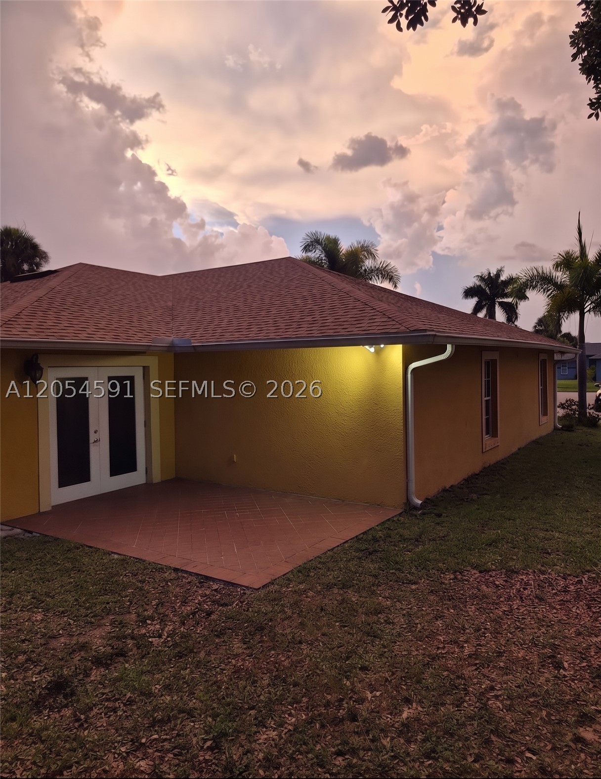 4856 Archie Ln Property Photo 8