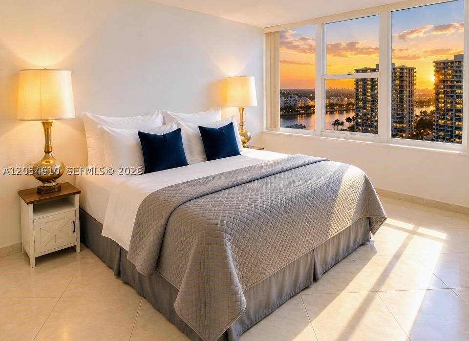 2030 S Ocean Dr 1905 Property Photo 11