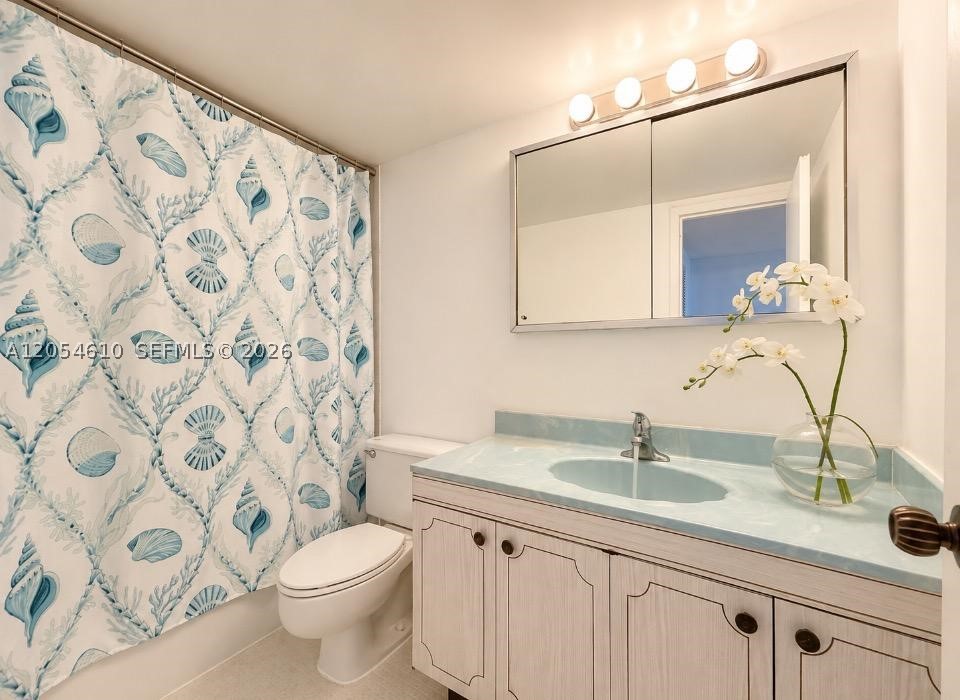2030 S Ocean Dr 1905 Property Photo 16