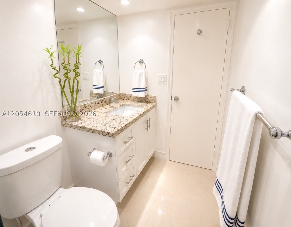 2030 S Ocean Dr 1905 Property Photo 28
