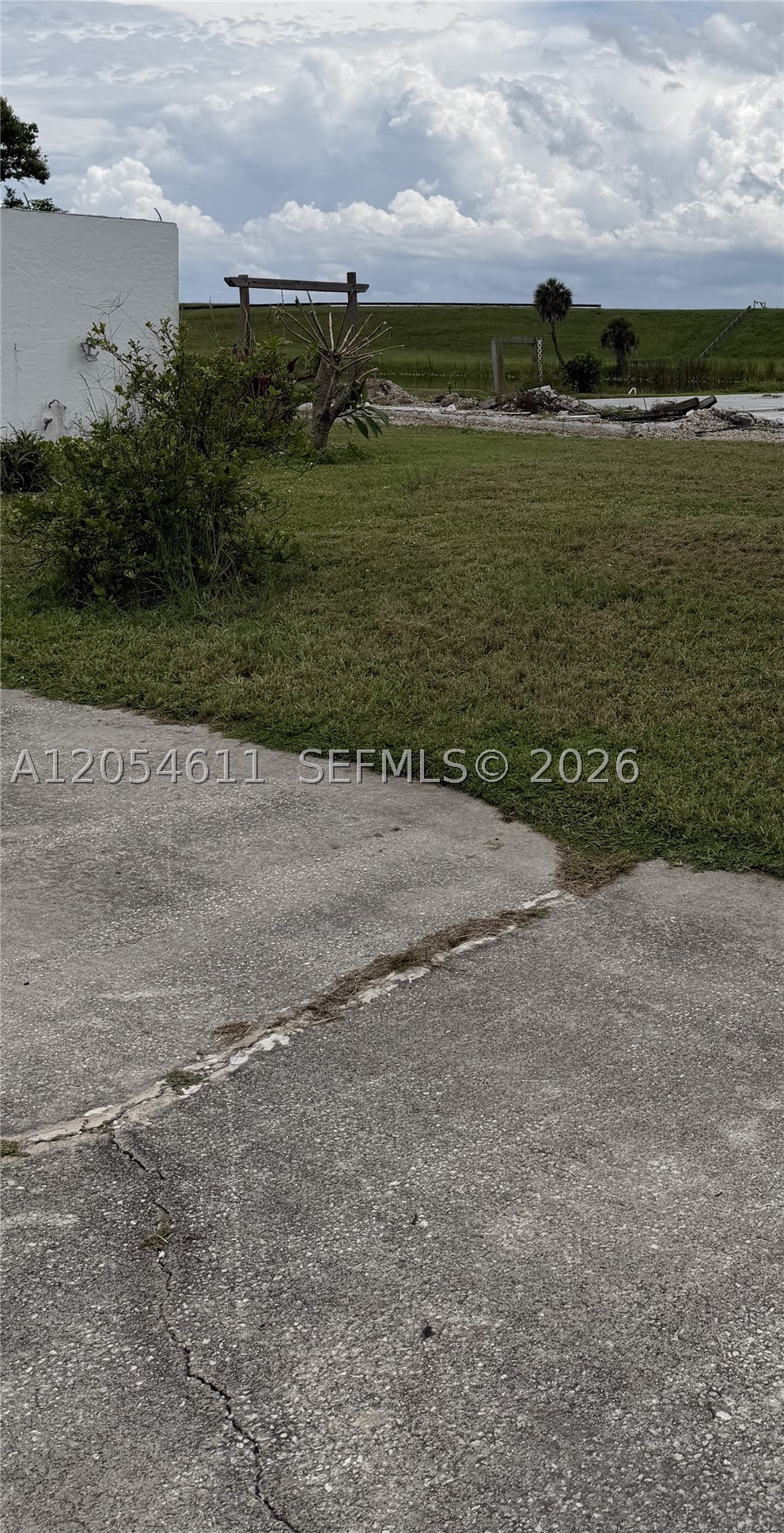 1053 Lantern Ln Okeechobee Property Photo 5