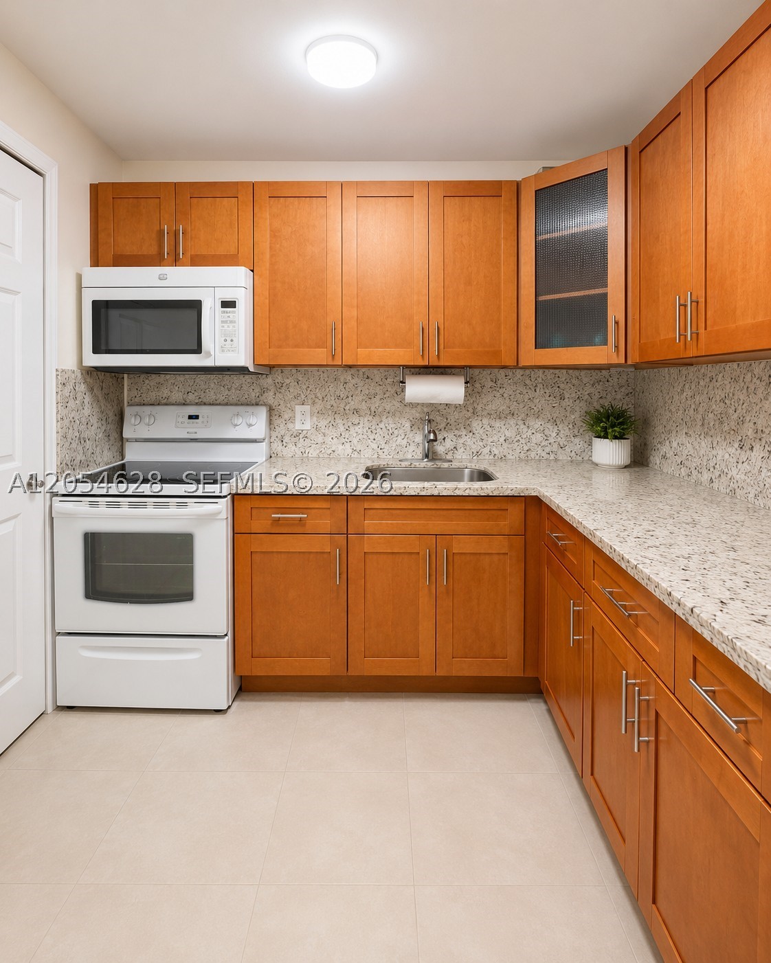680 Miller Dr W405 Property Photo 5